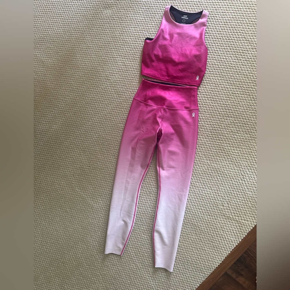 NWOT GOOD AMERICAN sport bra (size 1) & leggings (size 0) in shiny pink ombré